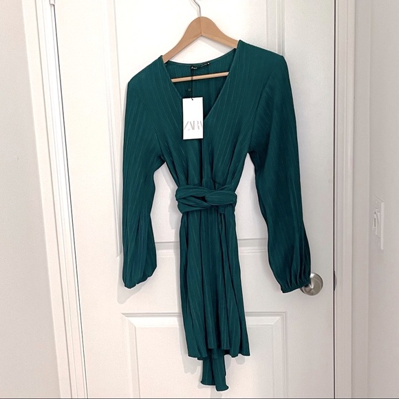 ZARA LONG SLEEVE DRESS IN GREEN WITH TIE - Picture 8 of 13